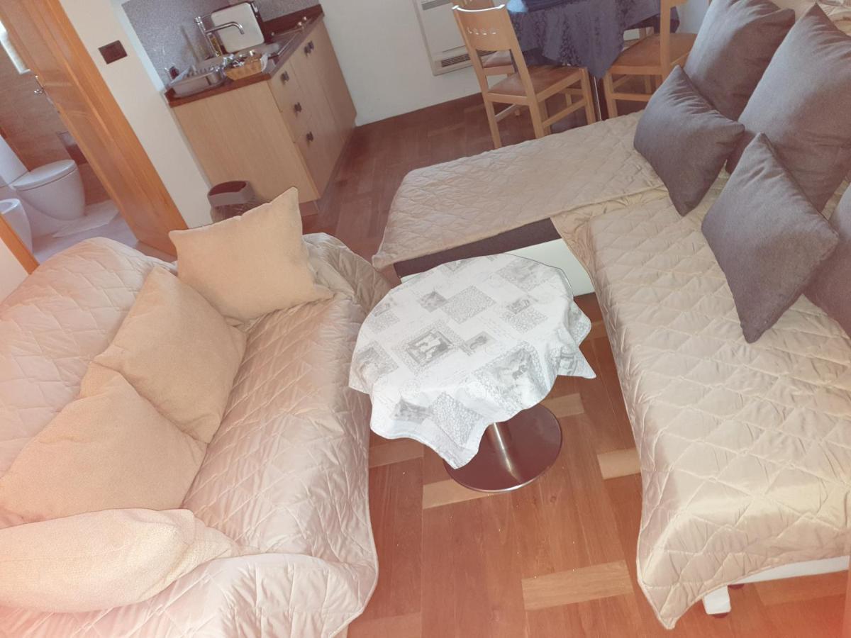 Smartno Apartmaji Sobe Josko Екстериор снимка